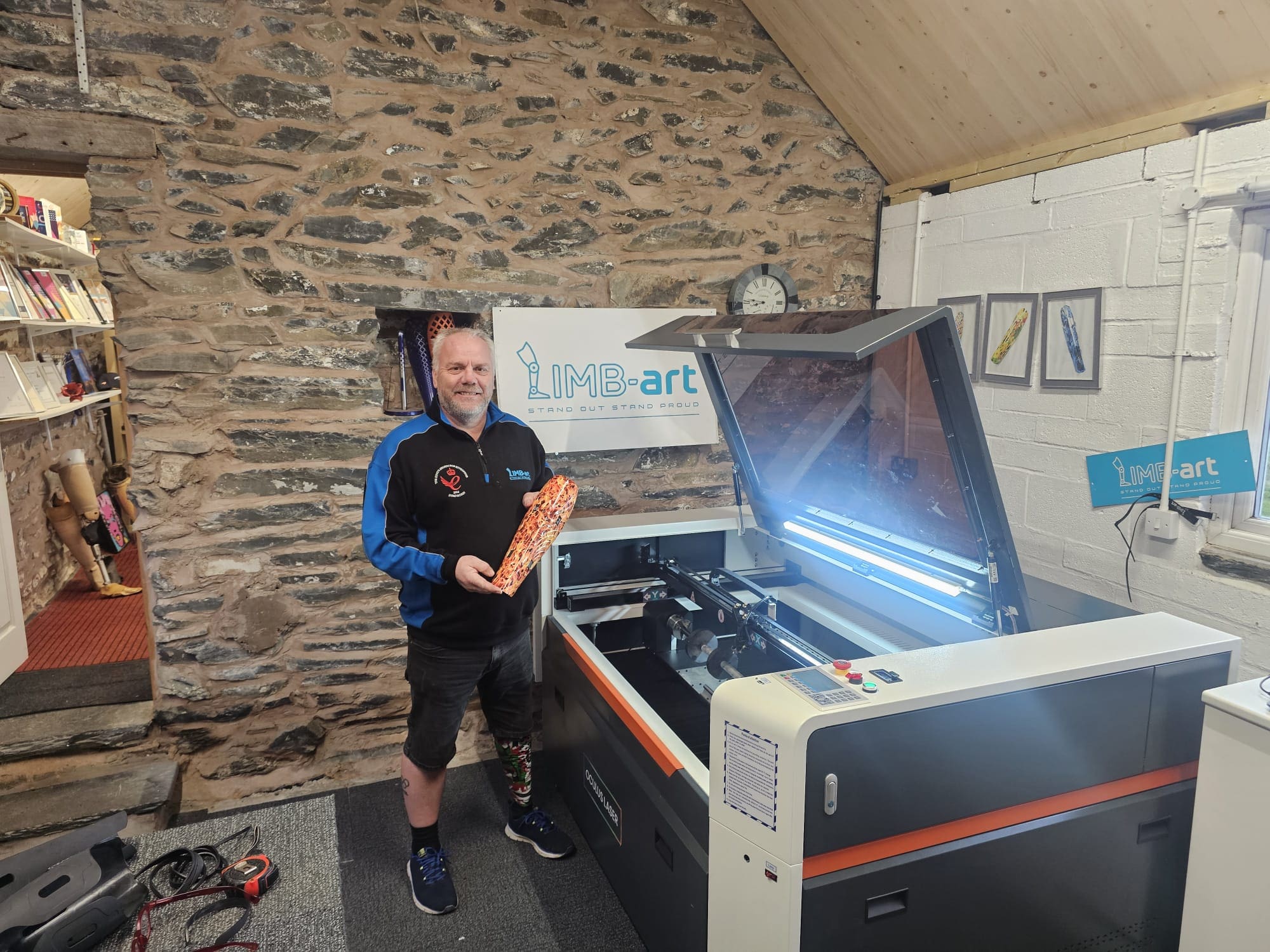 Oculus 1390 Free-Standing Laser Cutter